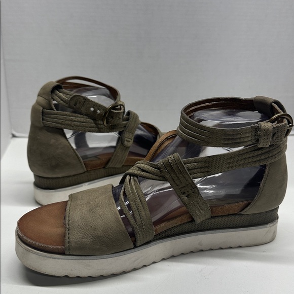 Miz Mooz Sandals Platfrom Gladiator Open Toe Strappy Shoes Leather Green Size 9 - Picture 5 of 10